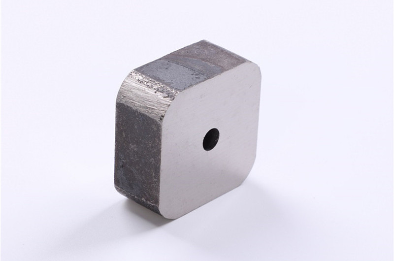 Alnico block magnet