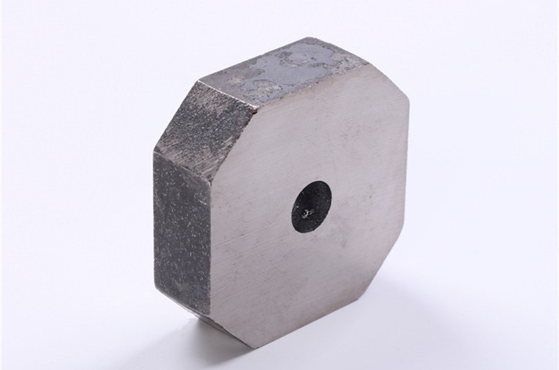 Alnico block magnet