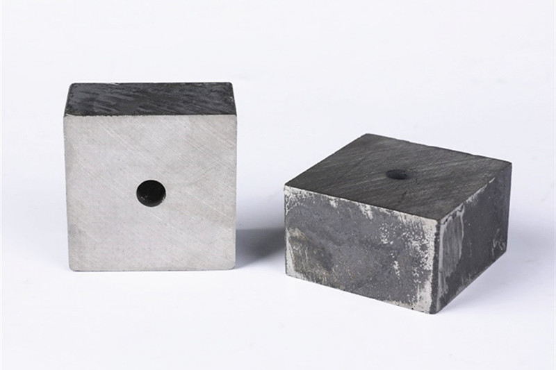 Alnico block magnet