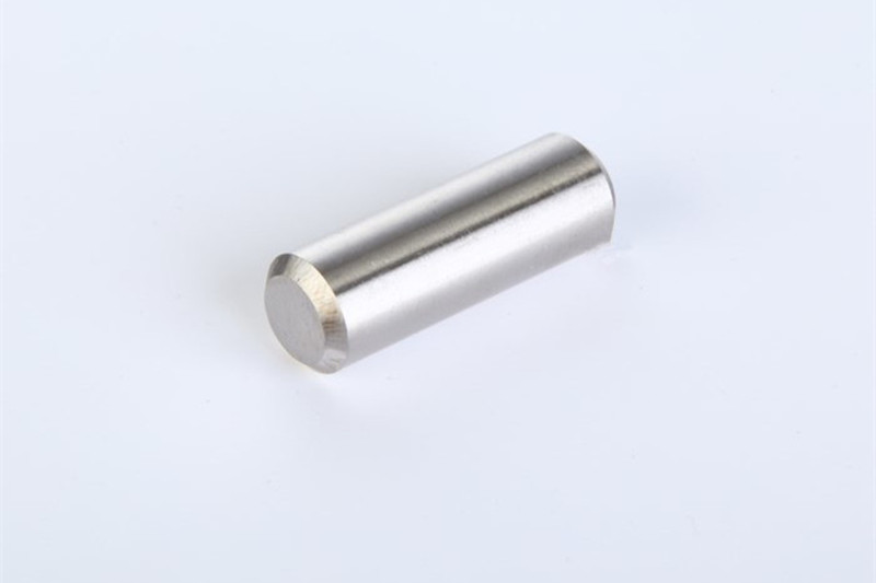 Alnico cylinder magnet